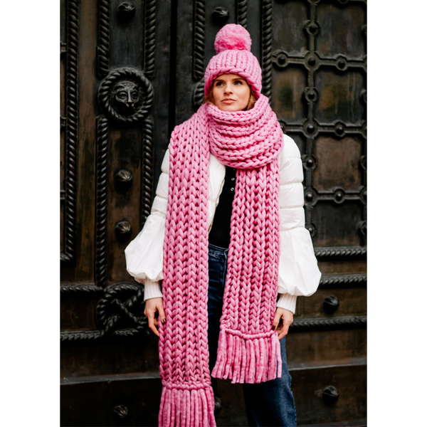 Chunky fringed scarf and pom beanie set