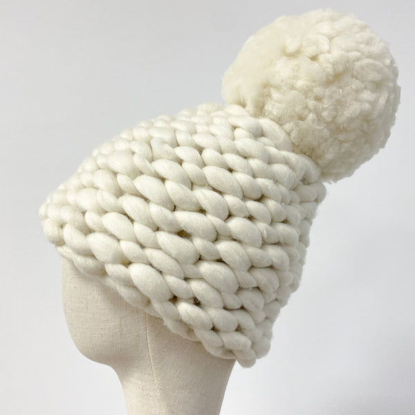 Chunky beanie with pompom