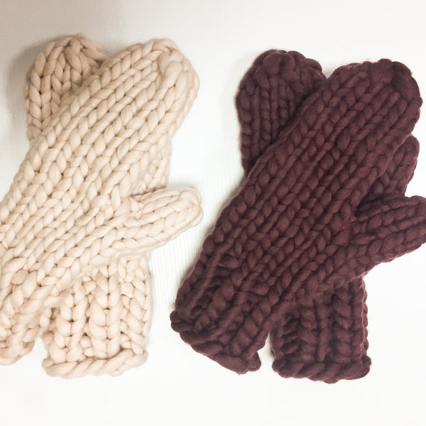 Merino wool handmade mittens