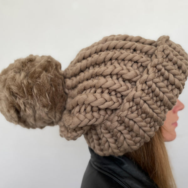 Chunky knit slouchy beanie with pompom - Knitting Kit