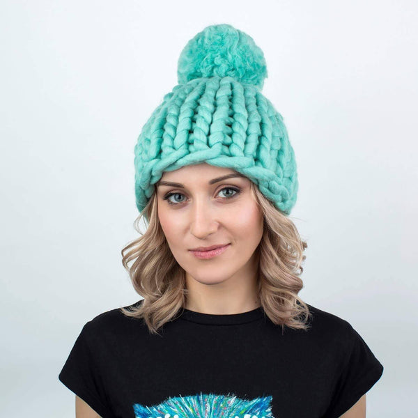 Merino wool beanie with pompom