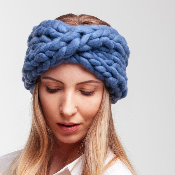 Chunky knit twisted headband