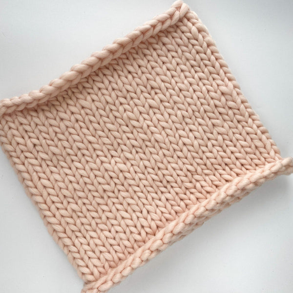 Women's knitted snood