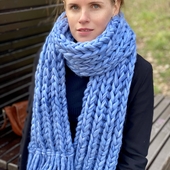 Fringed chunky knit scarf - SELECTED COLORS SALE – Miniature 2