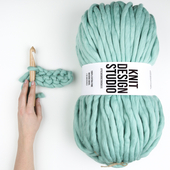  Large crochet hook 20 mm (S) – Miniature 3