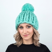 Chunky Knitted Bobble Hat – Miniature 1