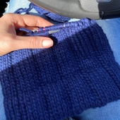6.00mm (US 10) KNITPRO Zing fixed circular knitting needles 40cm (16") – Miniature 3