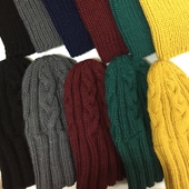 Cable knit beanie PIUMA CABLES – Miniature 4