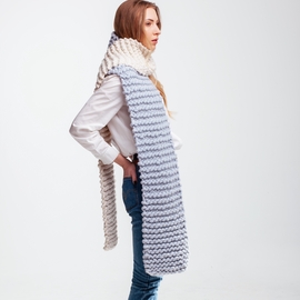 AMAZON Two-Сolored Scarf