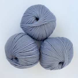 3 Pack of a bulky yarn HELLO MERINO XS - 600 grams