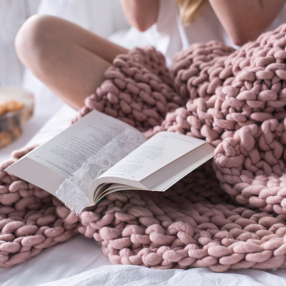 MAXI Knit Throw Blanket – Photo 4