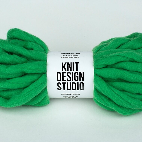Giant handspun yarn MERINO MAXI - mini skein 100g (main photo)