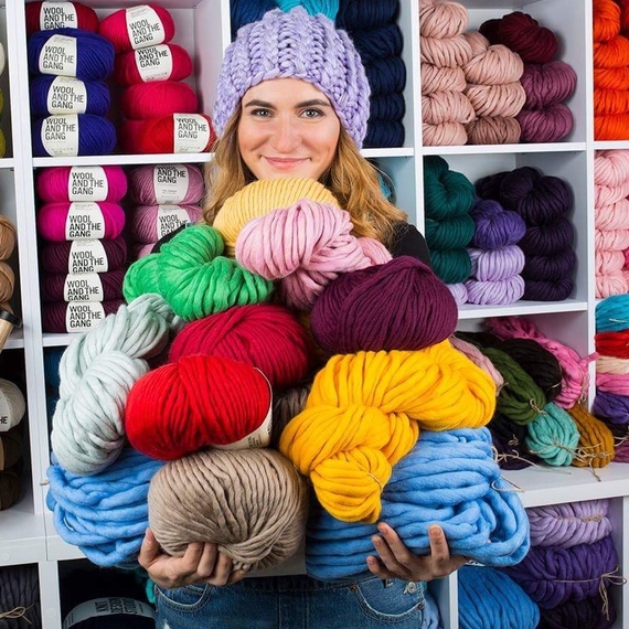 Rib-knit wool hat with pompom – Photo 4