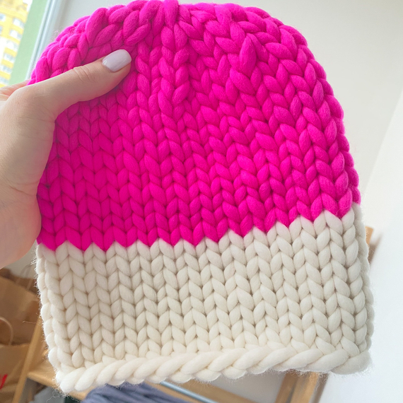 Color block knit beanie hat – Photo 3