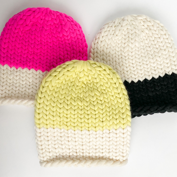 Color block knit beanie hat – Photo 1