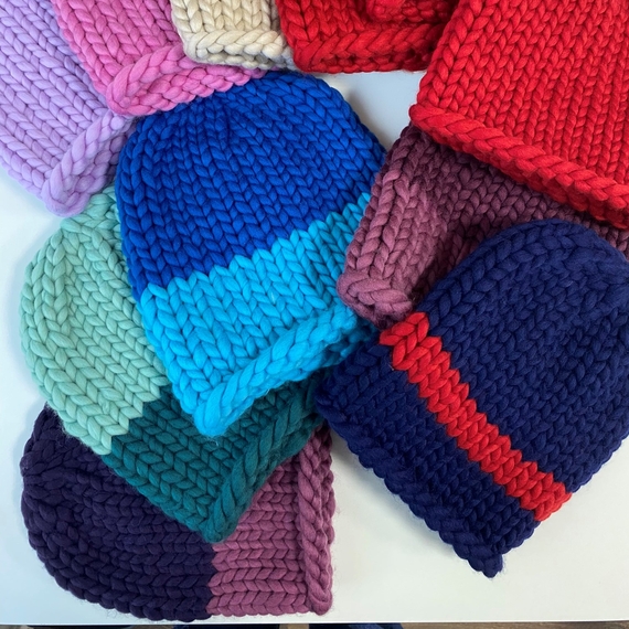 Color block knit beanie hat – Photo 9