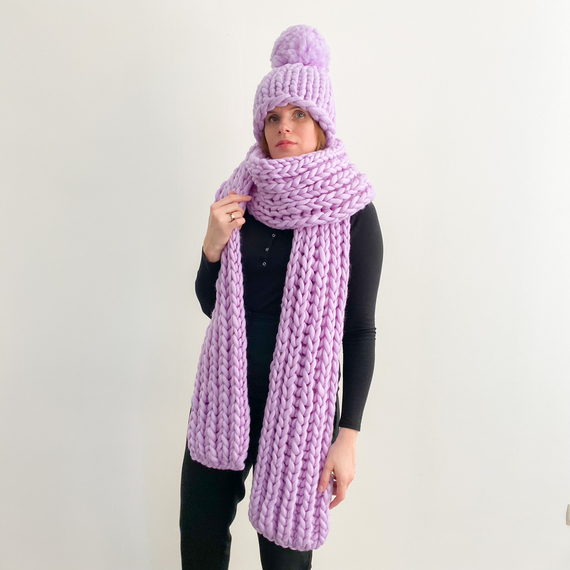 Chunky knit scarf and beanie with giant pom – Photo 4