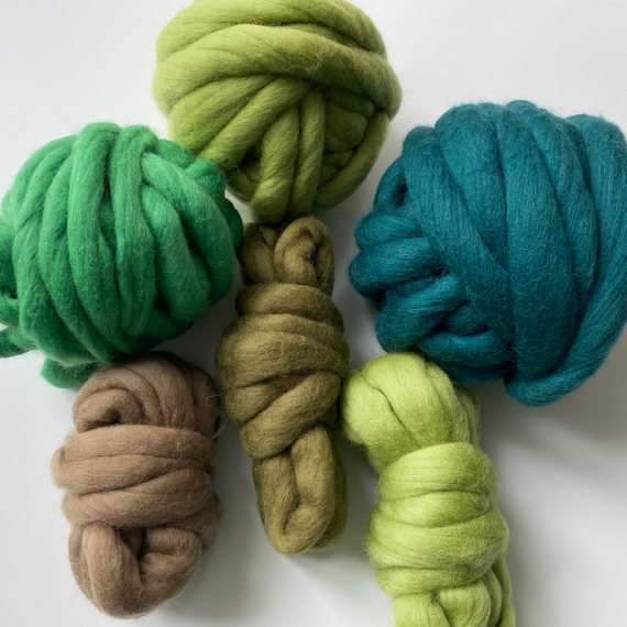 Jumbo yarn MERINO MAXI - Green pack 210g  Knit Design Studio - Super  chunky yarns. Chunky knitted blankets. Chunky knitwear. Knitting Kits.