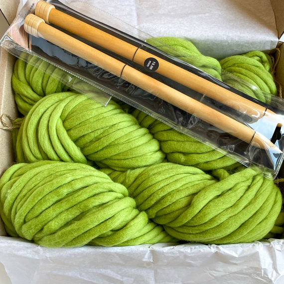 Chunky Knit Scarf - Knitting Kit – Photo 5