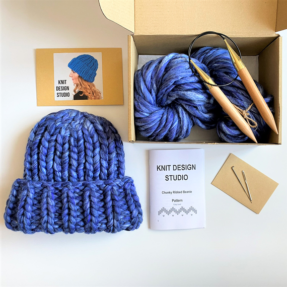 Chunky ribbed knit hat - Knitting Kit – Photo 1