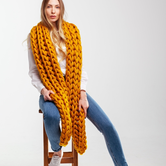 Giant Knitted Scarf - Knitting Kit – Photo 2