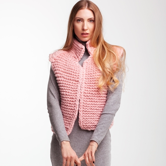 Open front knit vest in powder pink - SAMPLE SALE – Photo 1