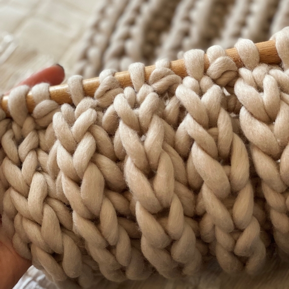 Chunky Knit Scarf - Knitting Kit – Photo 8