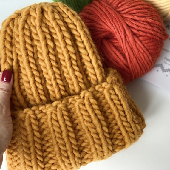 Chunky Ribbed Beanie - Knitting Kit – Photo 4