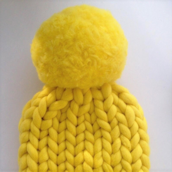 Pom Pom Chunky Hat - Knitting Kit – Photo 7